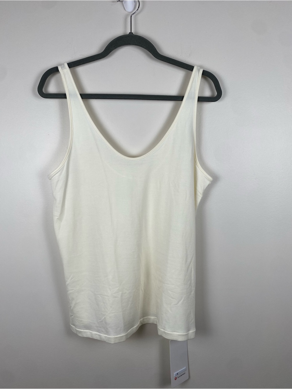 NWT Lululemon BeCalm V-Neck Tank - Coconut Ivory Large - Picture 3 of 7